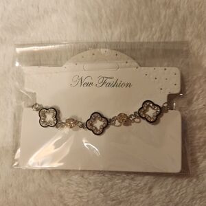 Silver-Tone Clover Link Bracelet